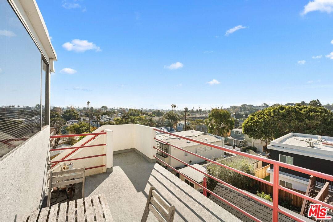 654 Pier Ave 2BR Santa Monica La