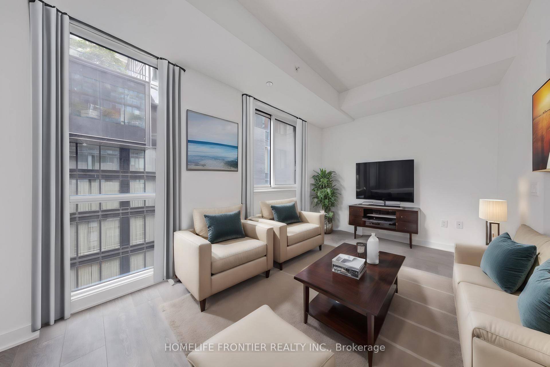 Want to have a quiet life in busy Downtown area amp ; want to live in a safe and luxury area in downtown area ?