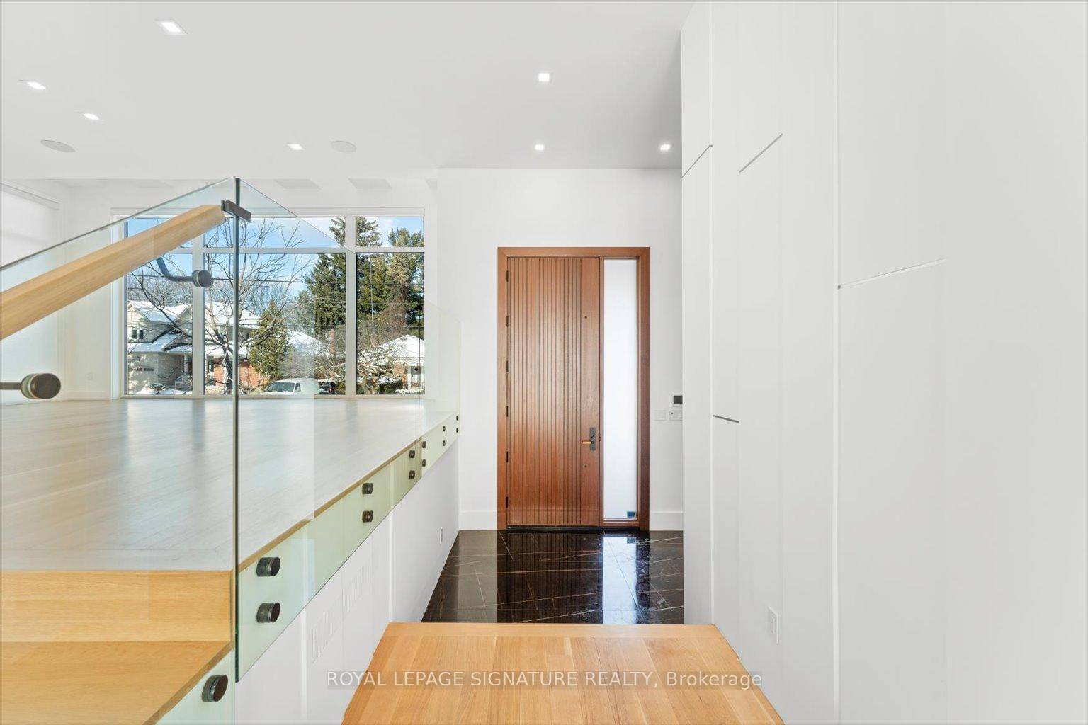 Luxury Custom Home for Lease Modern Design amp ; High End Features Experience unparalleled luxury in this stunning custom built modern home, designed with elegance and functionality in mind.