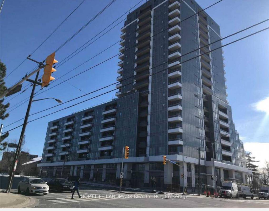 Luxurious Spacious Unit With Modern Appliances And Finishes.