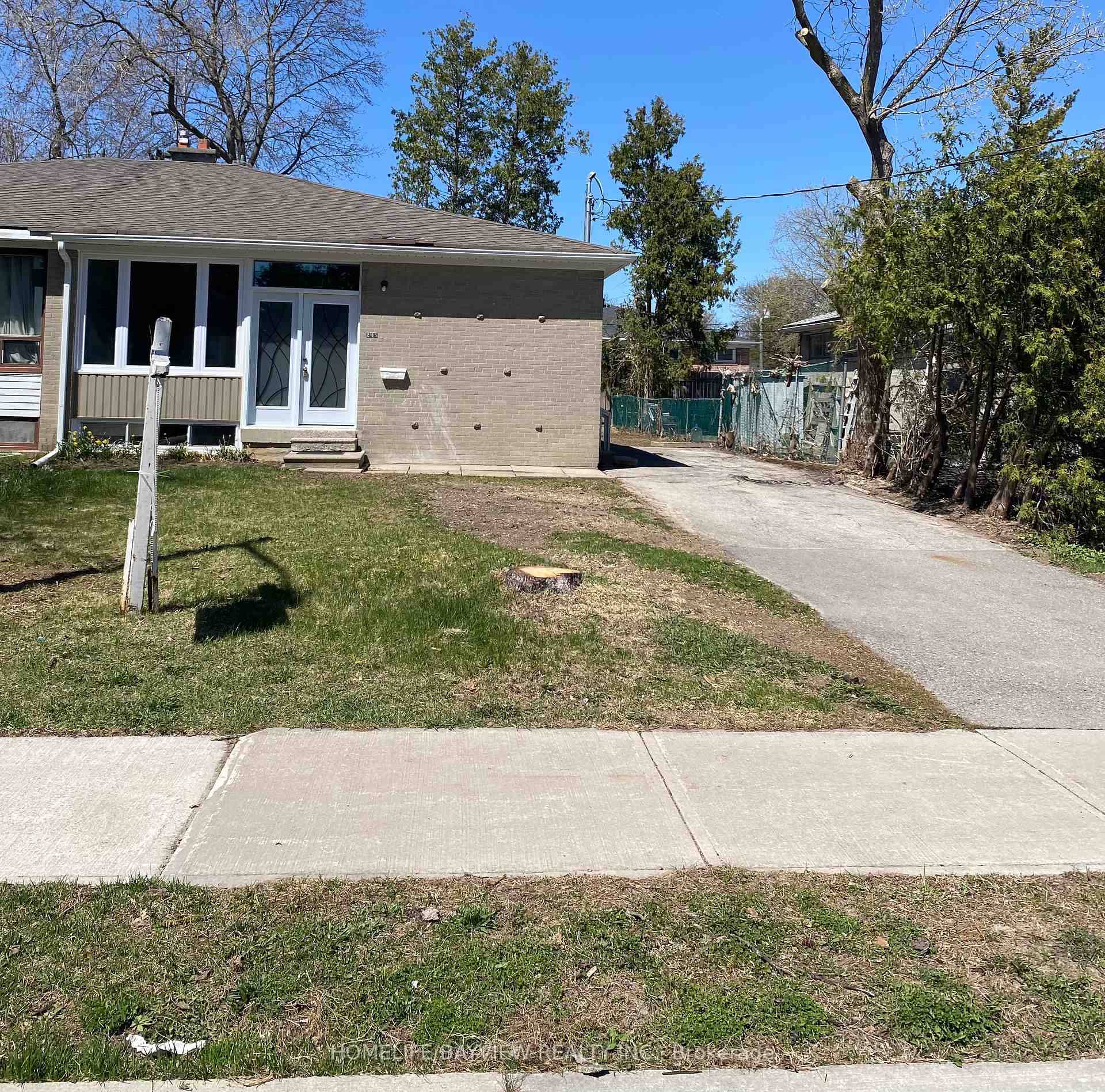 For you 4 large bedrooms house 2 huge bed rooms, professionally renovated top to bottom, every thing brand new, high efficiency furnace, hot water tank, doors, floors, bathroom, closets, windows, ...