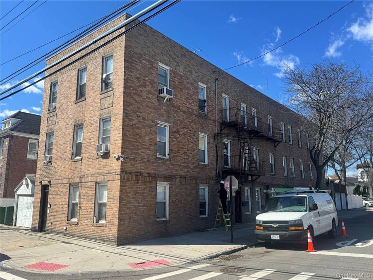 Exceptional investment opportunity in the heart of Pelham Bay !