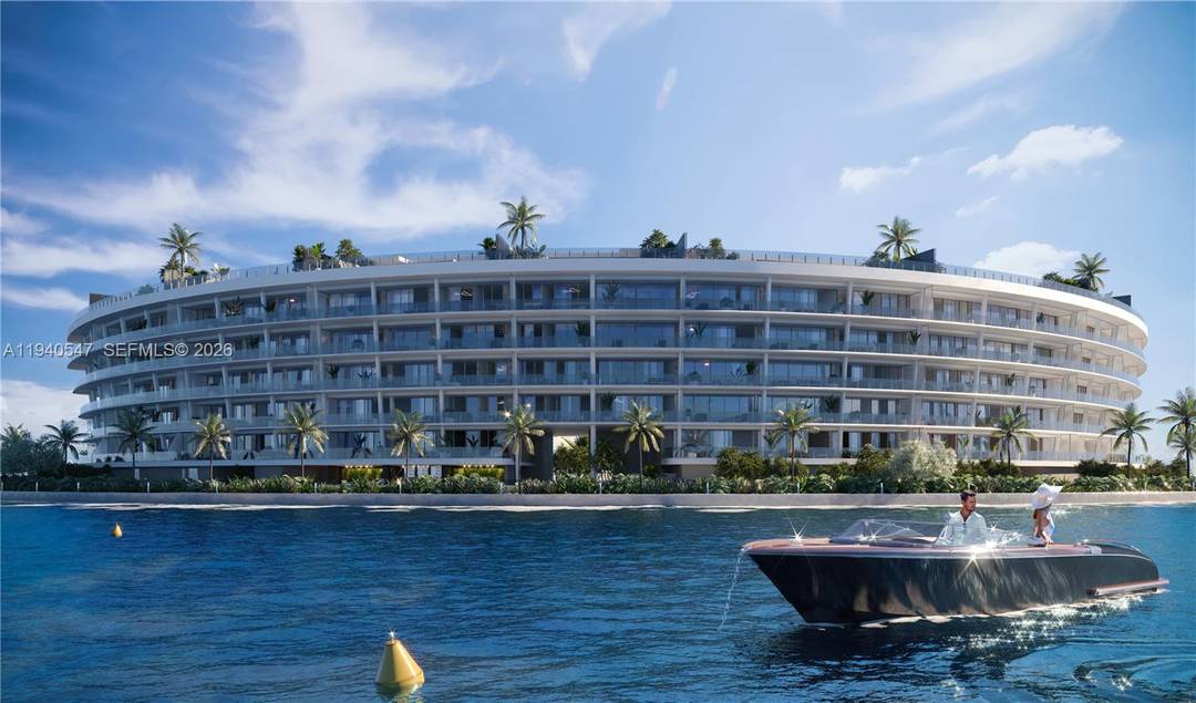 DEVELOPER UNIT Developer Ugo Colombo of CMC Group elevates luxury and quality construction to new heights at this exclusive waterfront sanctuary, featuring just 65 condominium residences on a private island.