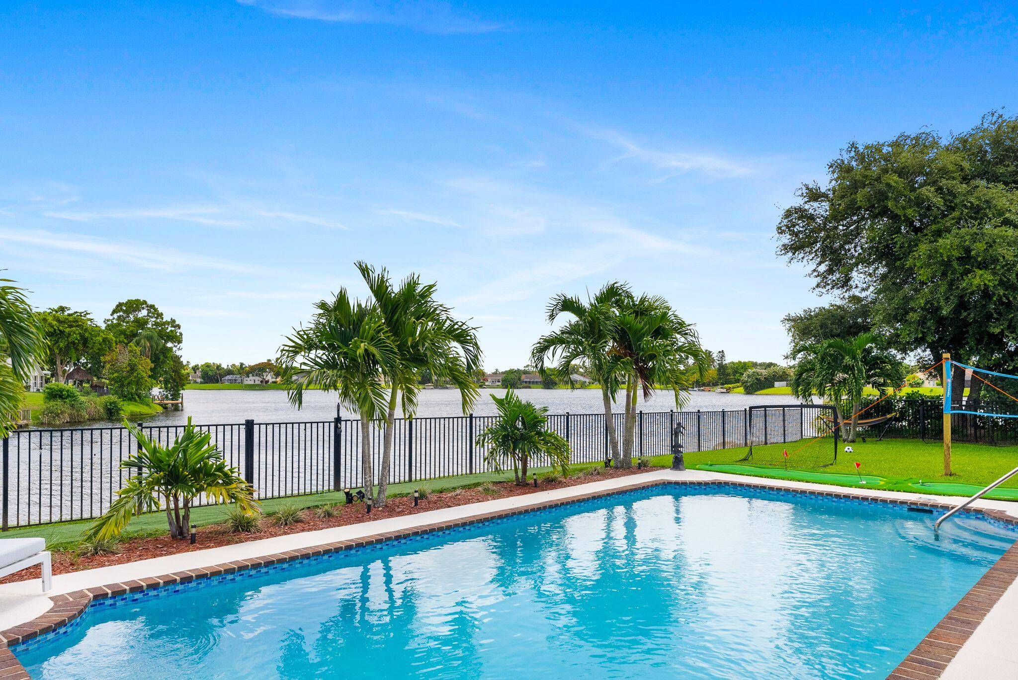 Welcome to our beautiful 3 bedroom, 2 bathroom home with a pool, located in the family friendly town of Wellington.