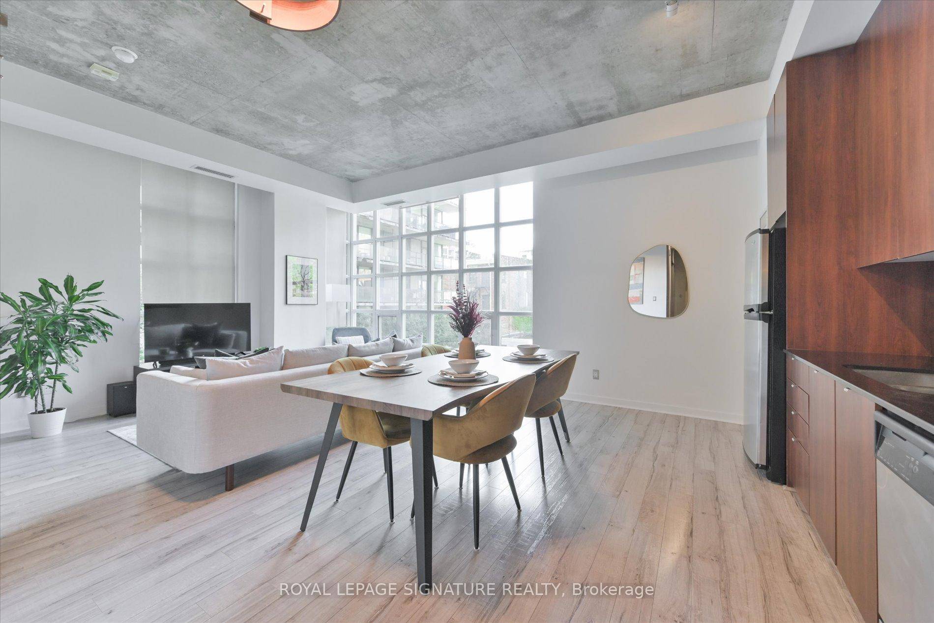 Welcome to urban elegance at Quad Lofts in the heart of vibrant King West Village !