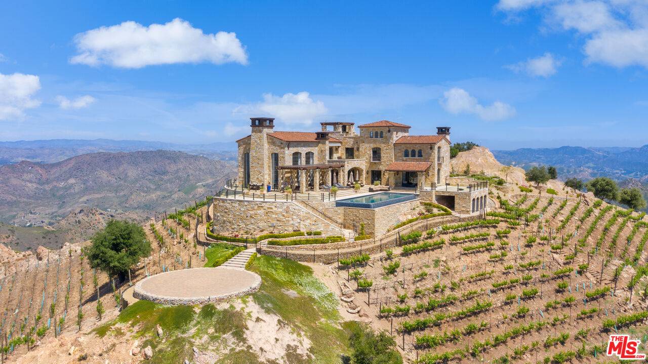 340  N Kanan Dume Malibu LA