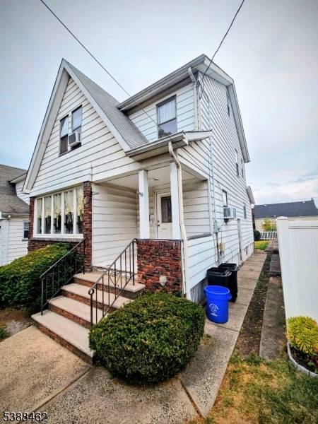 Commuter's Dream ! Easy Access to NYC Newark Penn Station This charming 3 bedroom, 1 bath home is perfect for commuters and offers great potential !