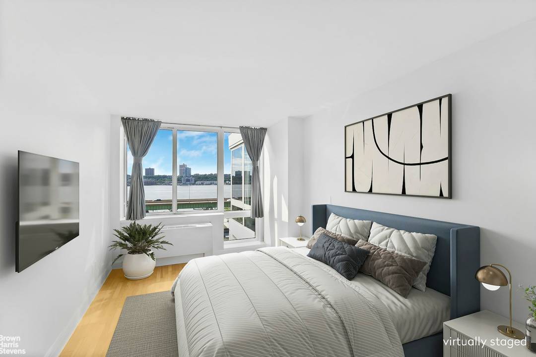 Bright and Spacious 1 bedroom 1 bath home with wonderful, serene views of The Hudson River from each room.