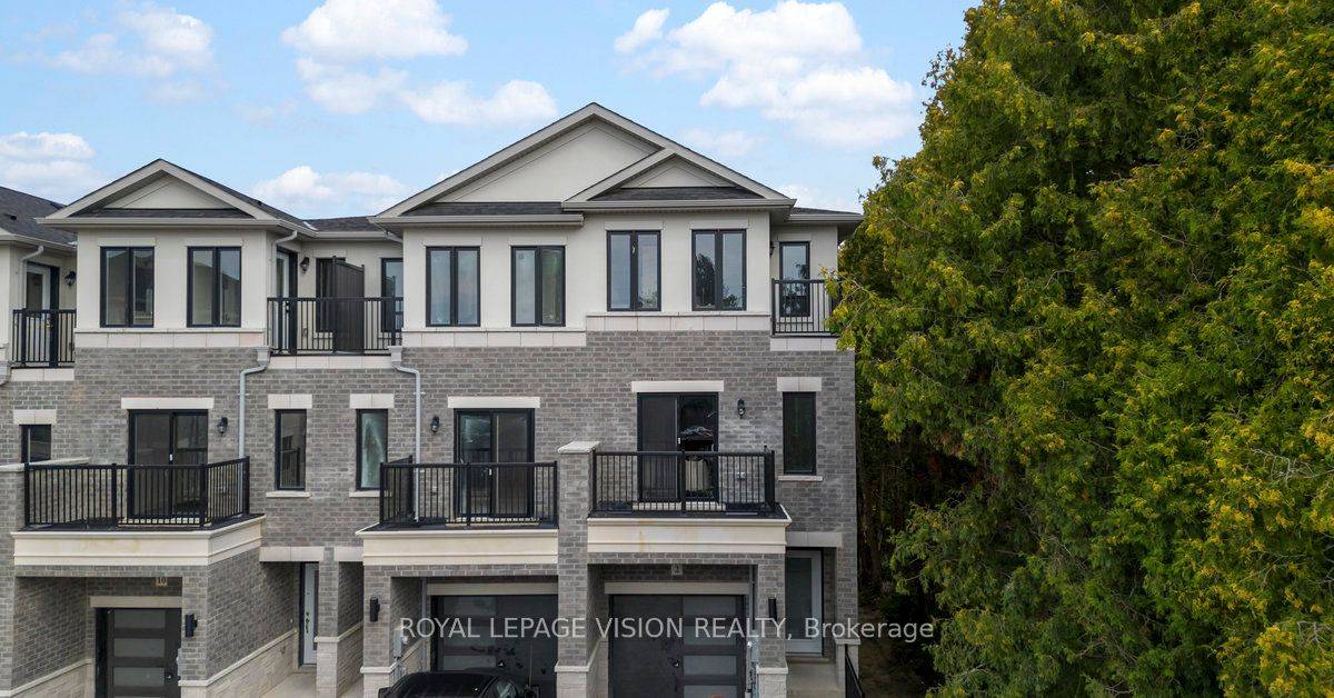 Brand new luxury 3 Bedroom, 3 bathroom end unit town home for lease.