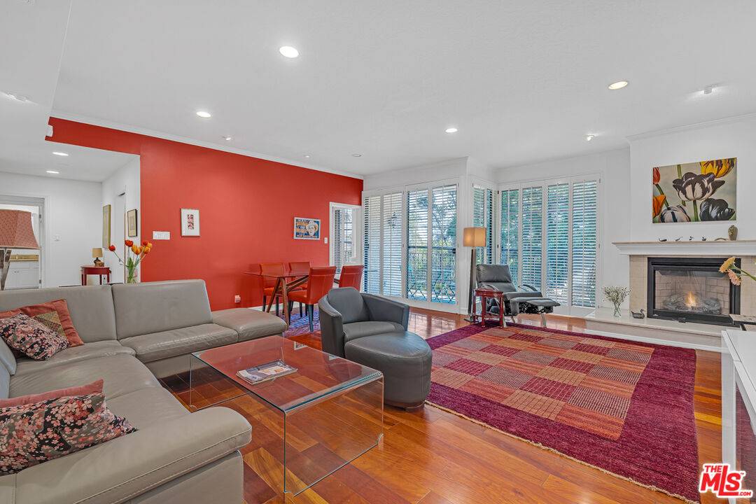 502   San Vicente Blvd 2BR Pacific Palisades La