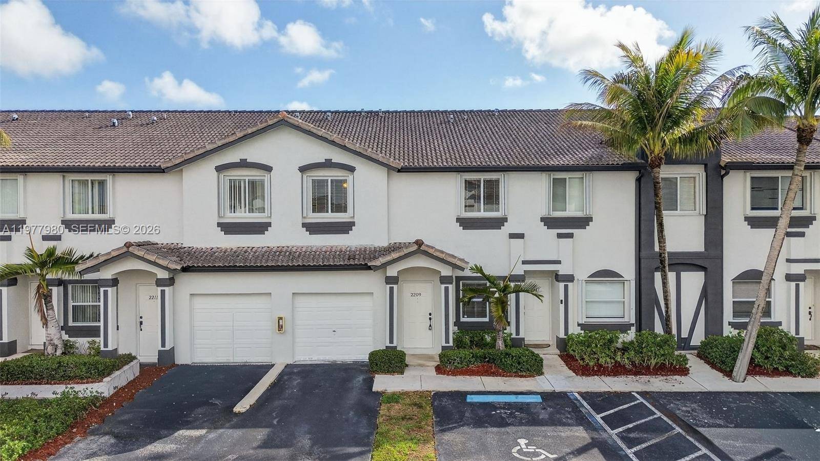 Spacious 4 bedroom, 2 and 1 2 bathroom townhouse condo.