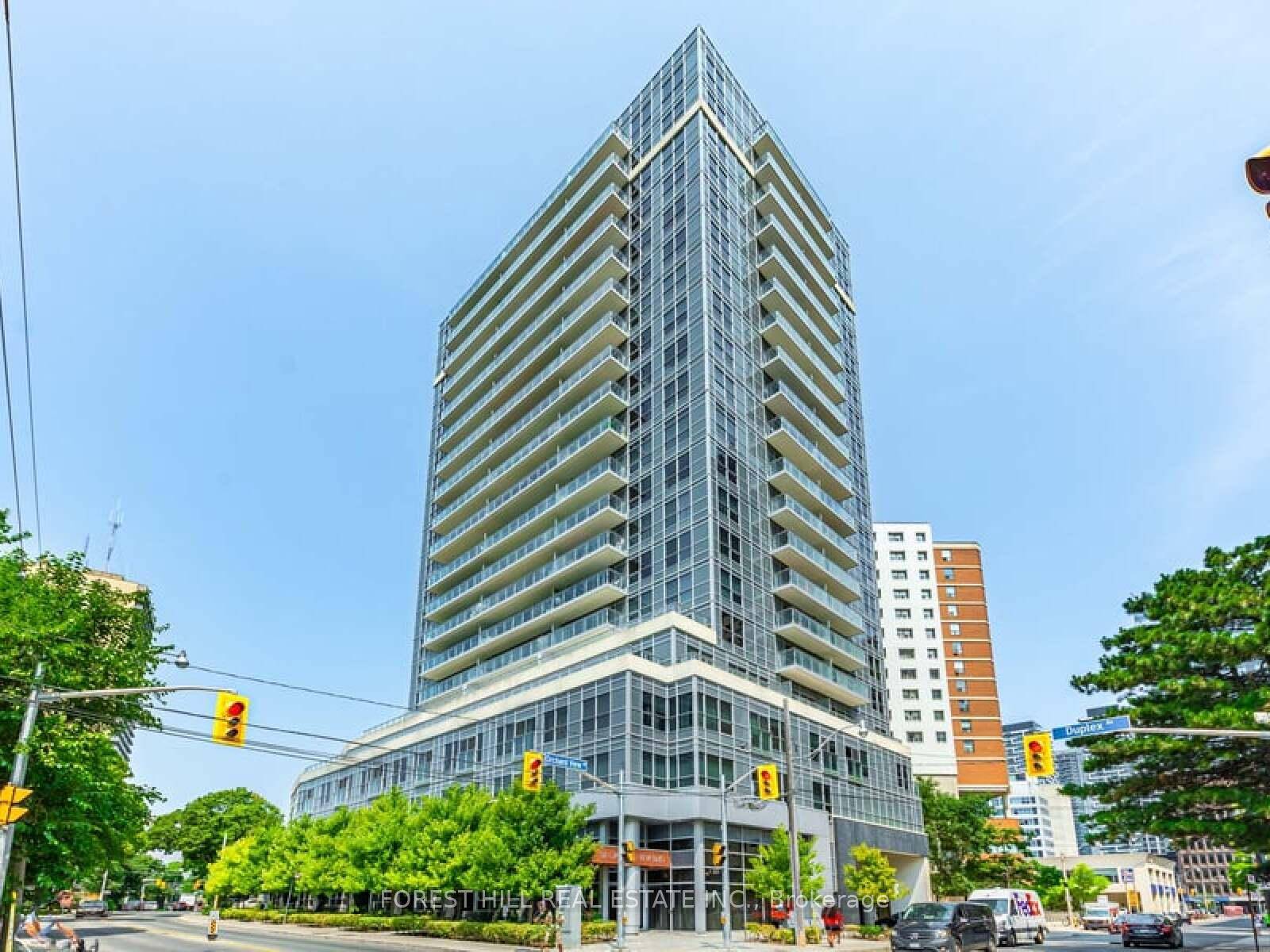 Welcome to the Neon Condos at Yonge amp ; Eglinton, an exceptional opportunity to live in one of Toronto's most vibrant and connected neighbourhoods.