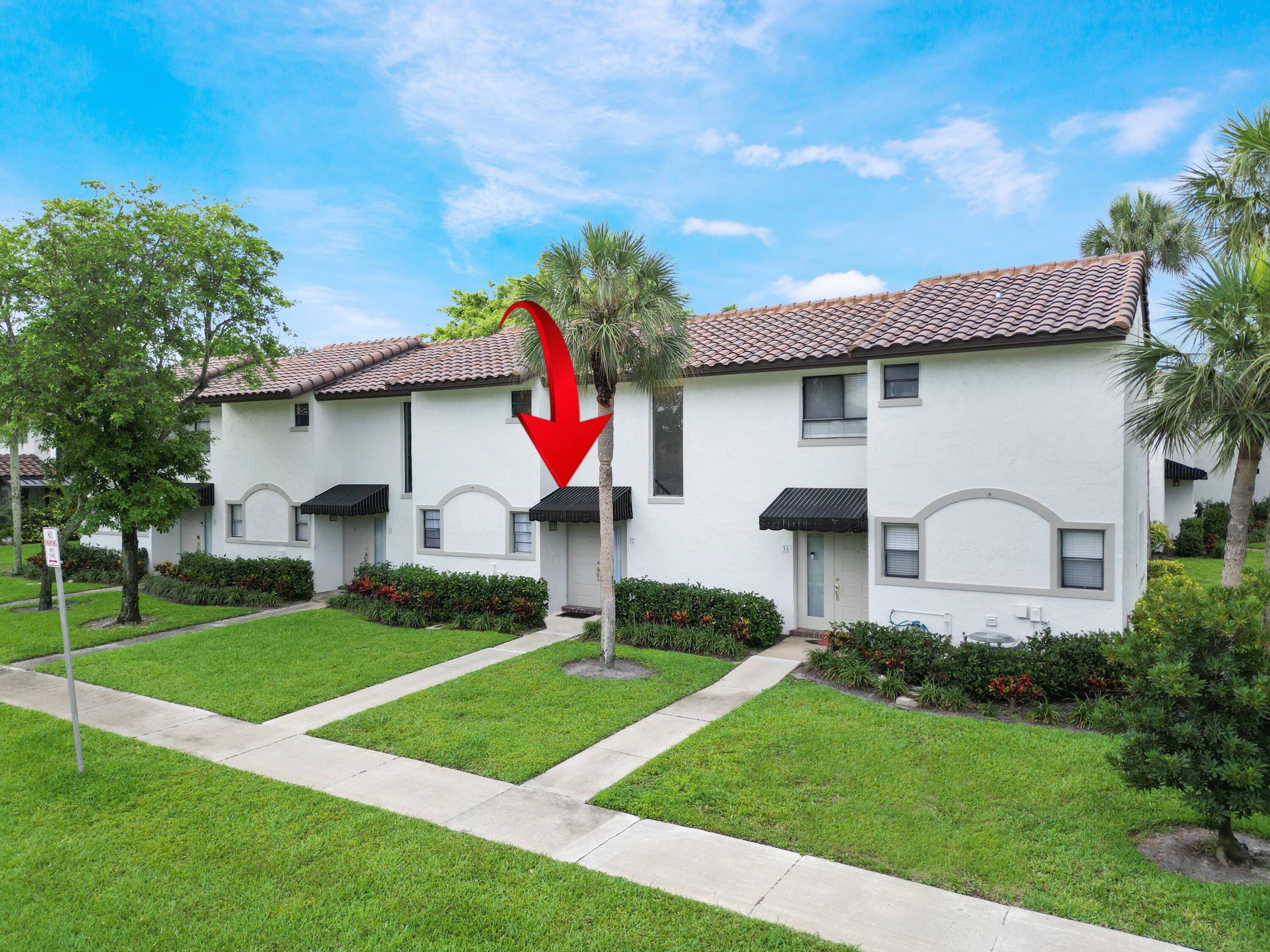 Bright recently Updated 2 story Townhouse in a Prime Location !