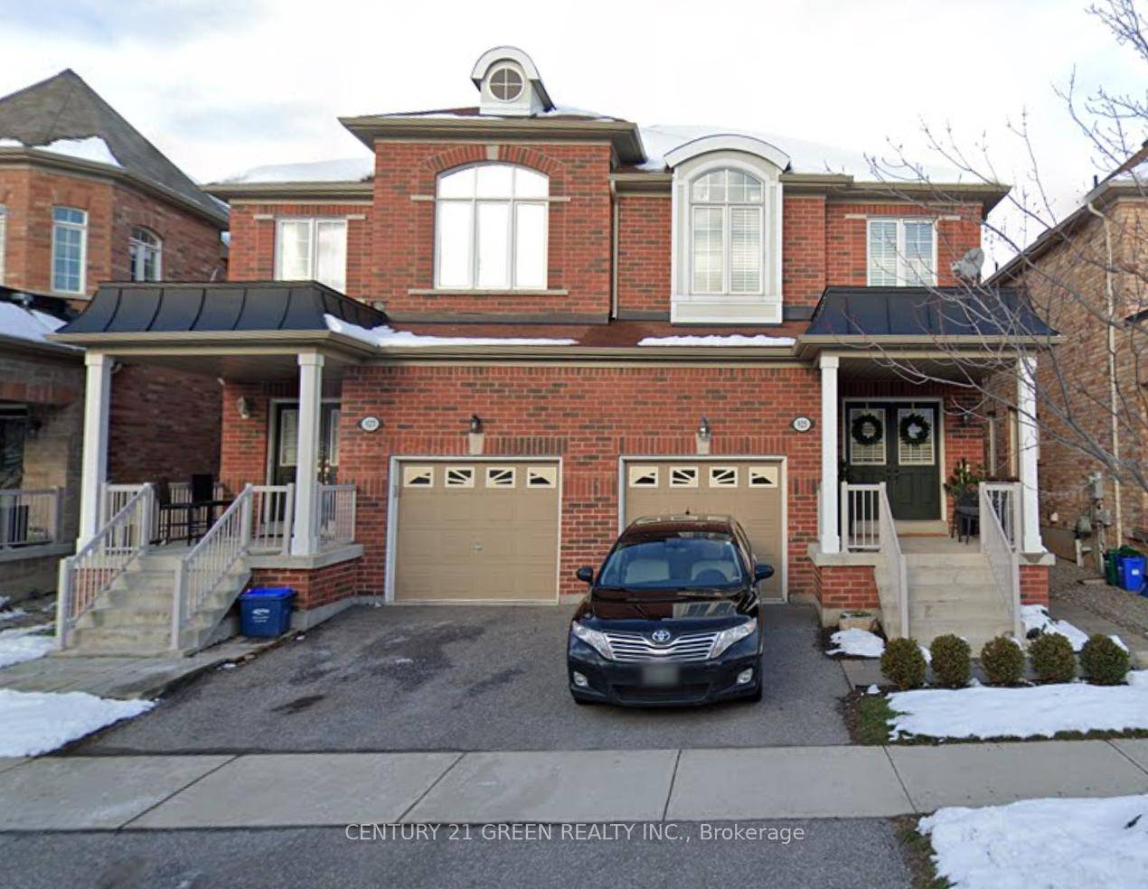 Beautifully Maintained Semi Detached Home in a Highly Desirable Neighborhood.