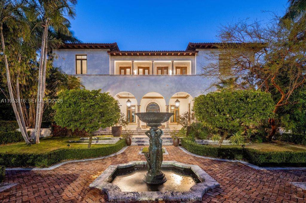 Spectacular in scale and unrivaled in waterfront presence, Villa De Casuarina is a Mediterranean inspired estate set within the prestigious, guard gated enclave of Gables Estates.