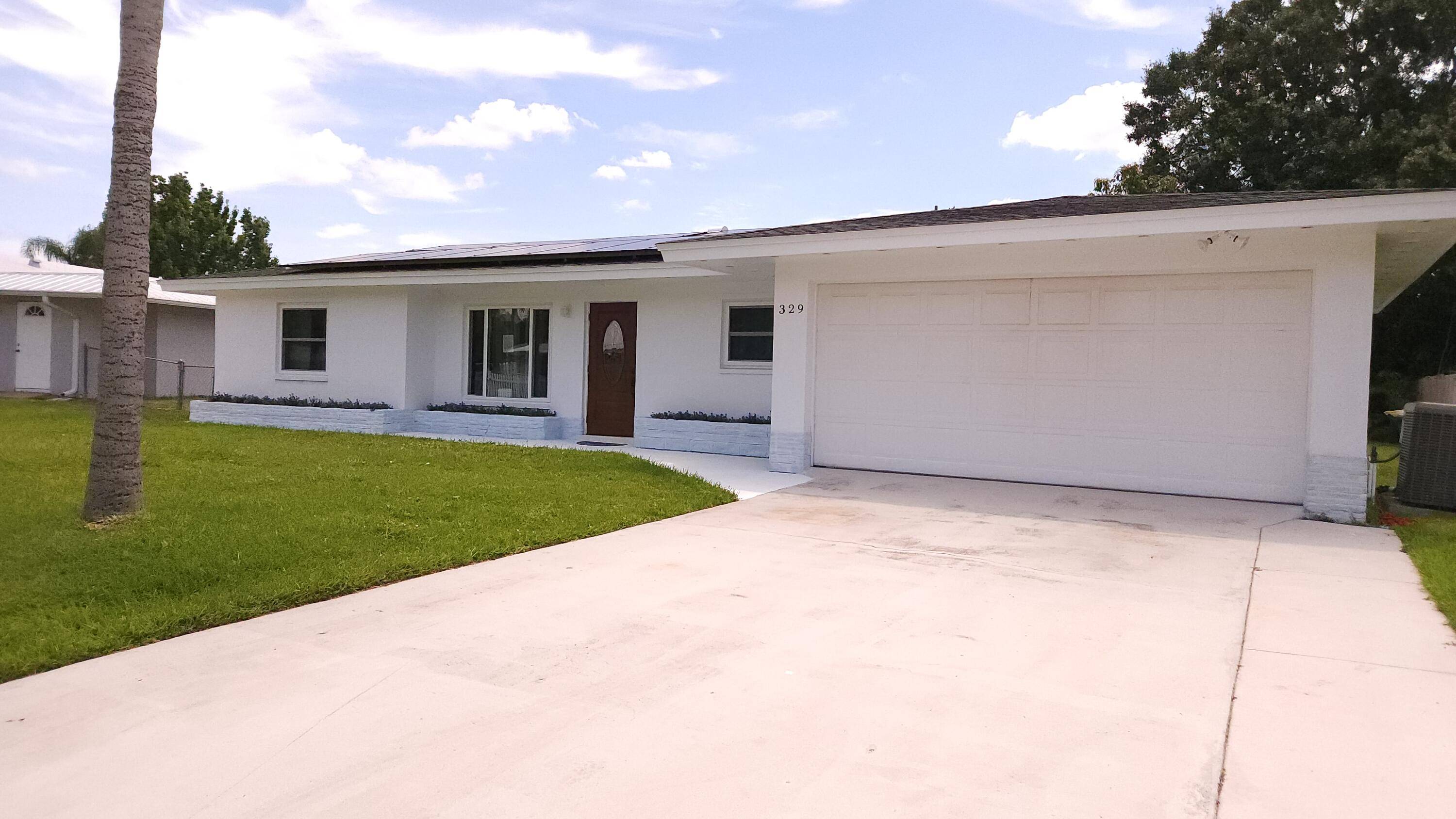 Move in ready and full of upgrades !
