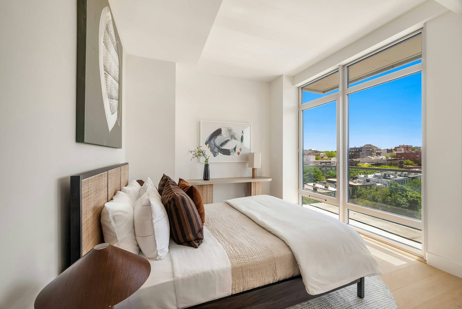 1BR Penthouse with Terrace amp ; Harbor Views.