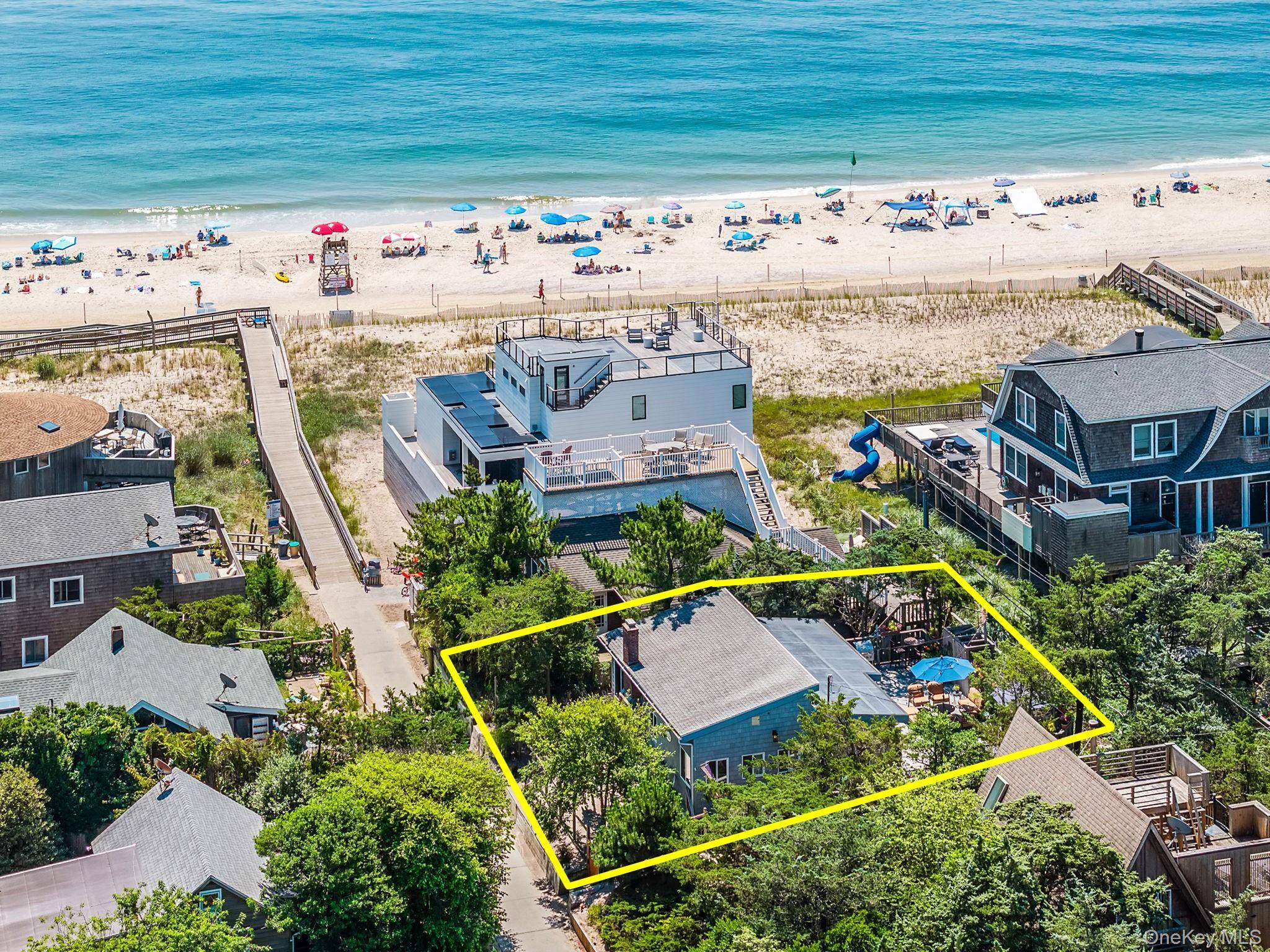 Bright amp ; Airy Beach Retreat with Ocean Views 3rd house from the beach, this 3 bedroom, 1.