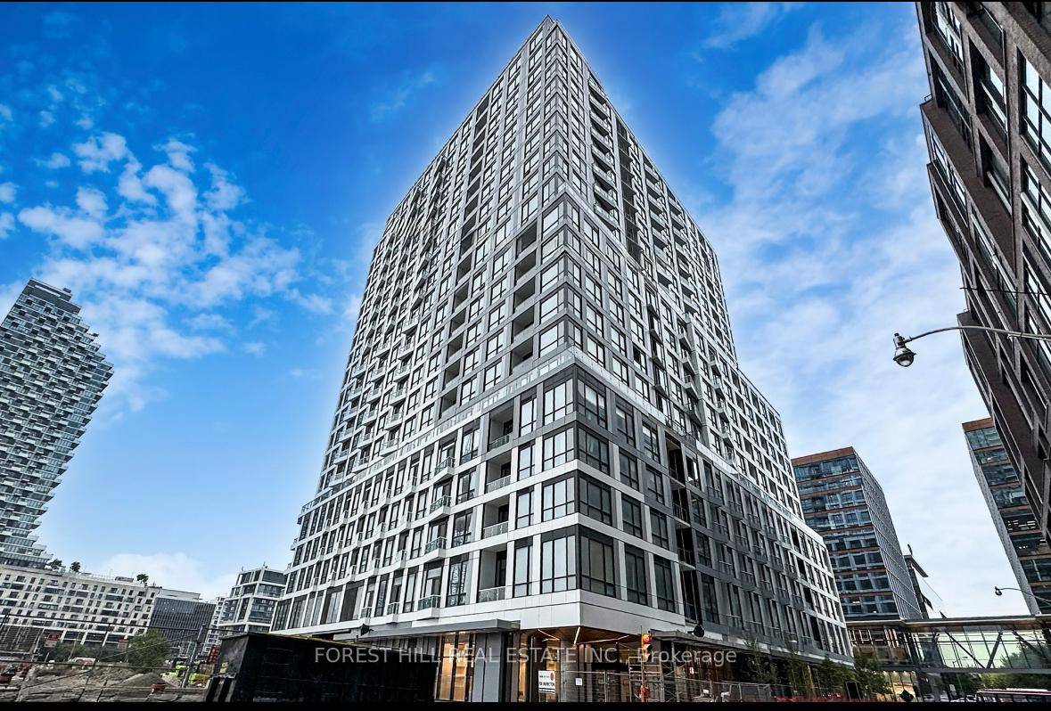 Brand New Never Lived In Waterfront Living At Its Finest !