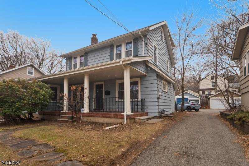 Welcome to this beautiful 4 bedroom, 2.