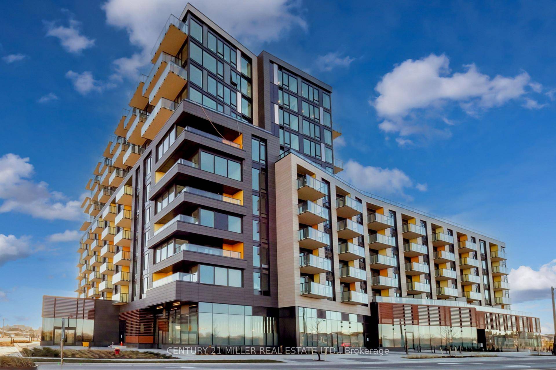 Be the first one to move in to this beautiful brand new 1 bedroom den suite at Mattamy's ClockWork Condos in Upper Joshua Creek.