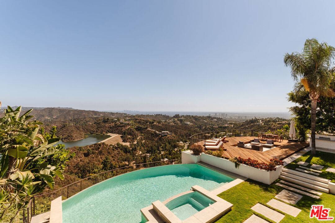 2028   Stradella Rd 4BR Bel Air La