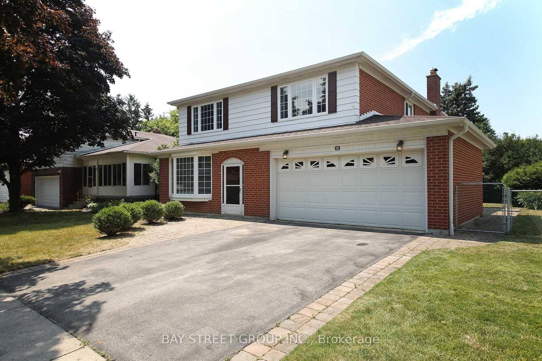 This Is A 2 Bedroom 1 Washroom In Basement For Lease.