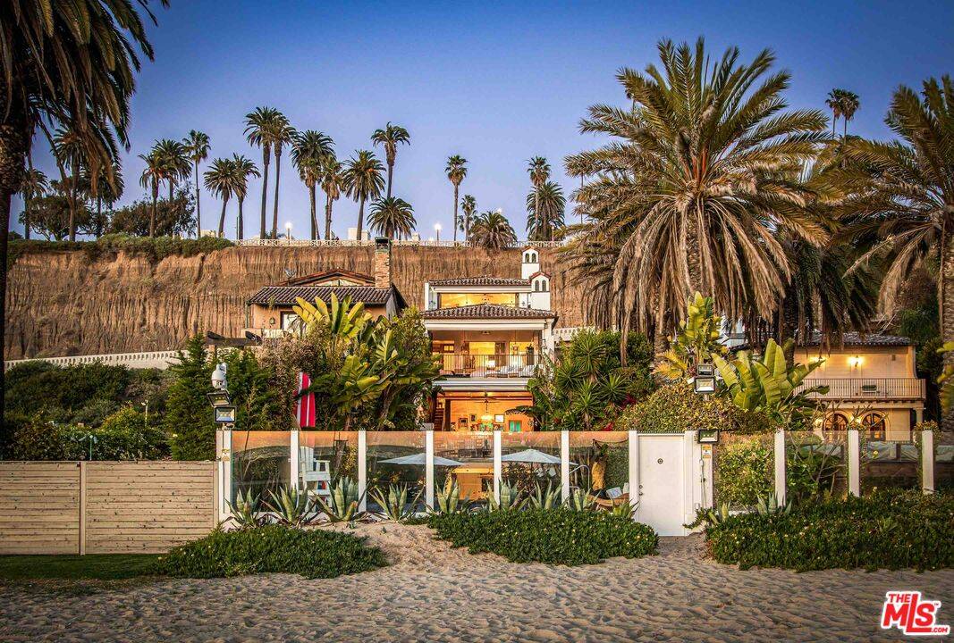966   PALISADES BEACH RD Santa Monica LA
