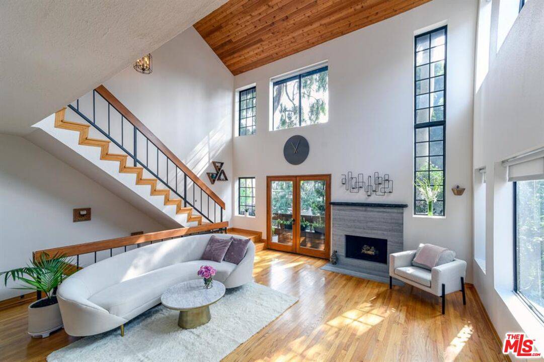 12815 Caswell Ave 3BR Marina Del Rey La