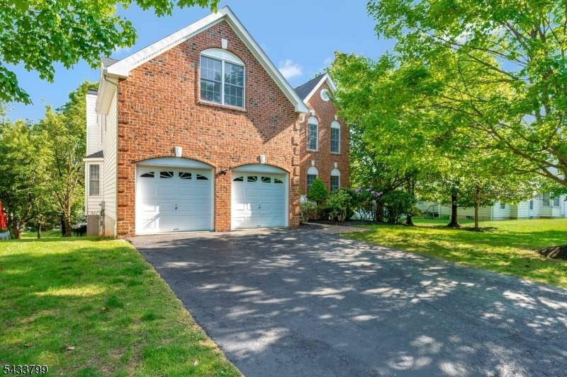 Welcome to the sought after Patriot Ridge community !