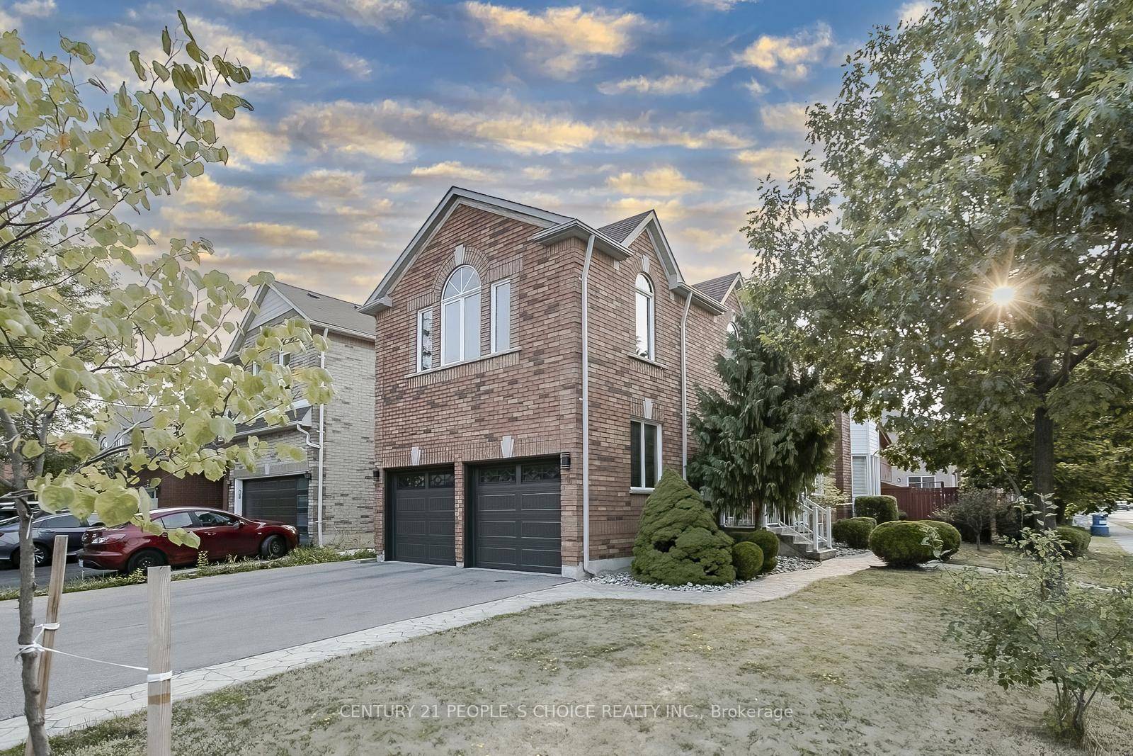 Beautiful well maintained Original owner, corner house, 48.