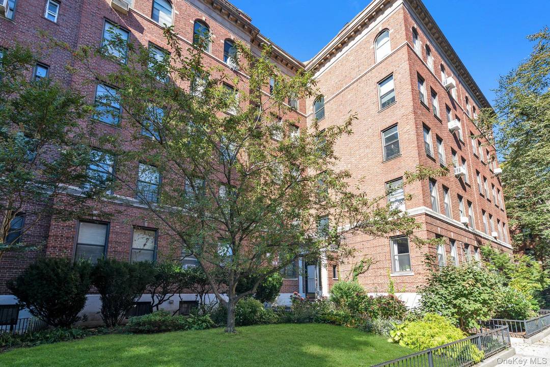 Fabulous 2 Bedroom Co Op At Laburnum Court In The Historic District Of Jackson Heights For 729, 000.