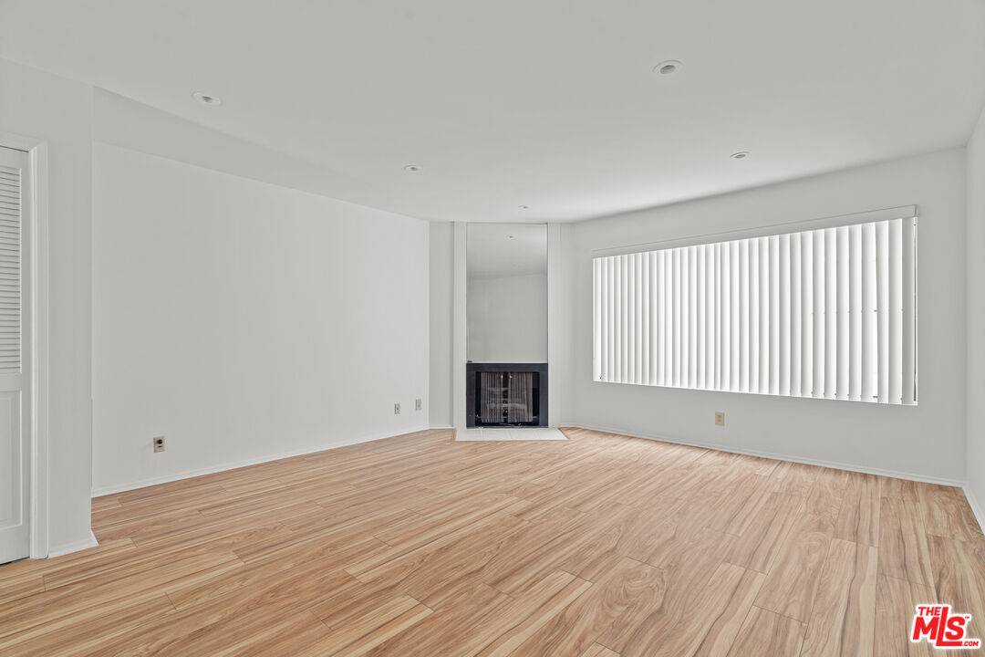 4125   Inglewood Blvd 2BR Marina Del Rey La