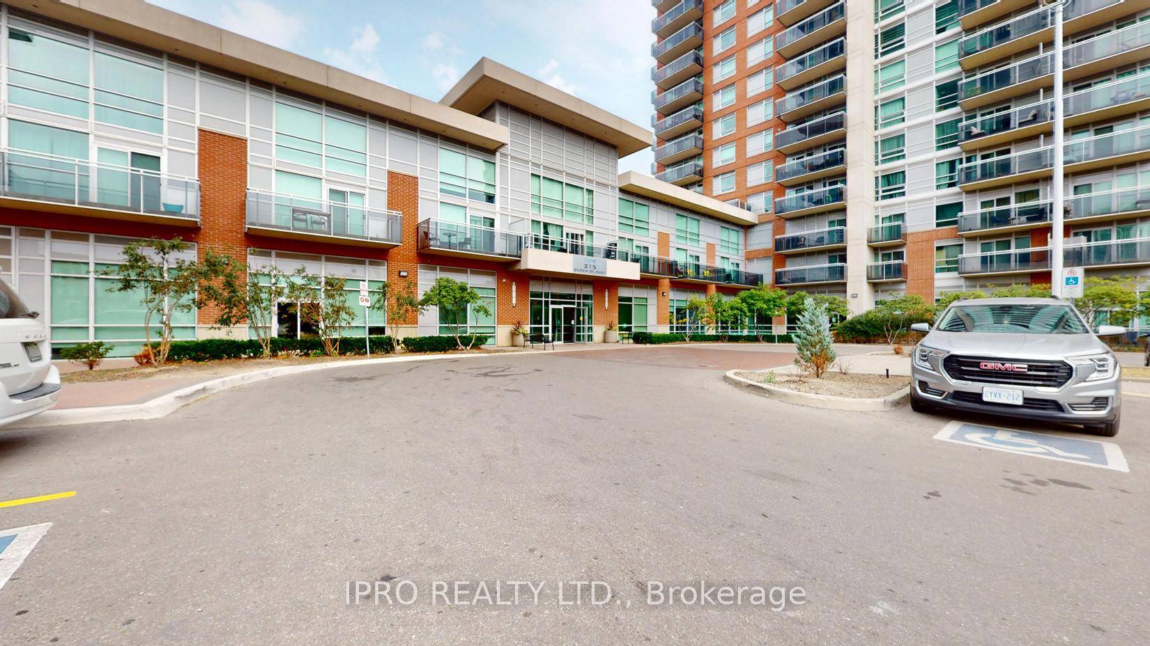 Prime location with quick access to transit and fantastic amenities !
