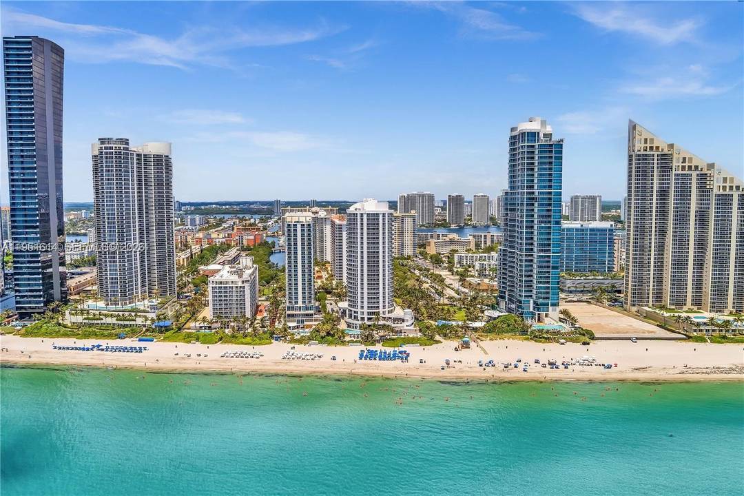 GREAT OPPORTUNITY FOR INVESTMENT LUXURY BEACHFRONT IN SUNNY ISLES CONDO HOTEL 17375 COLLINS AVE UNIT 1003 OCEAN POINTE DOUBLE TREE HILTON FULLY FURNISHED 2 BED 2 BATH ON 10TH FLOOR ...