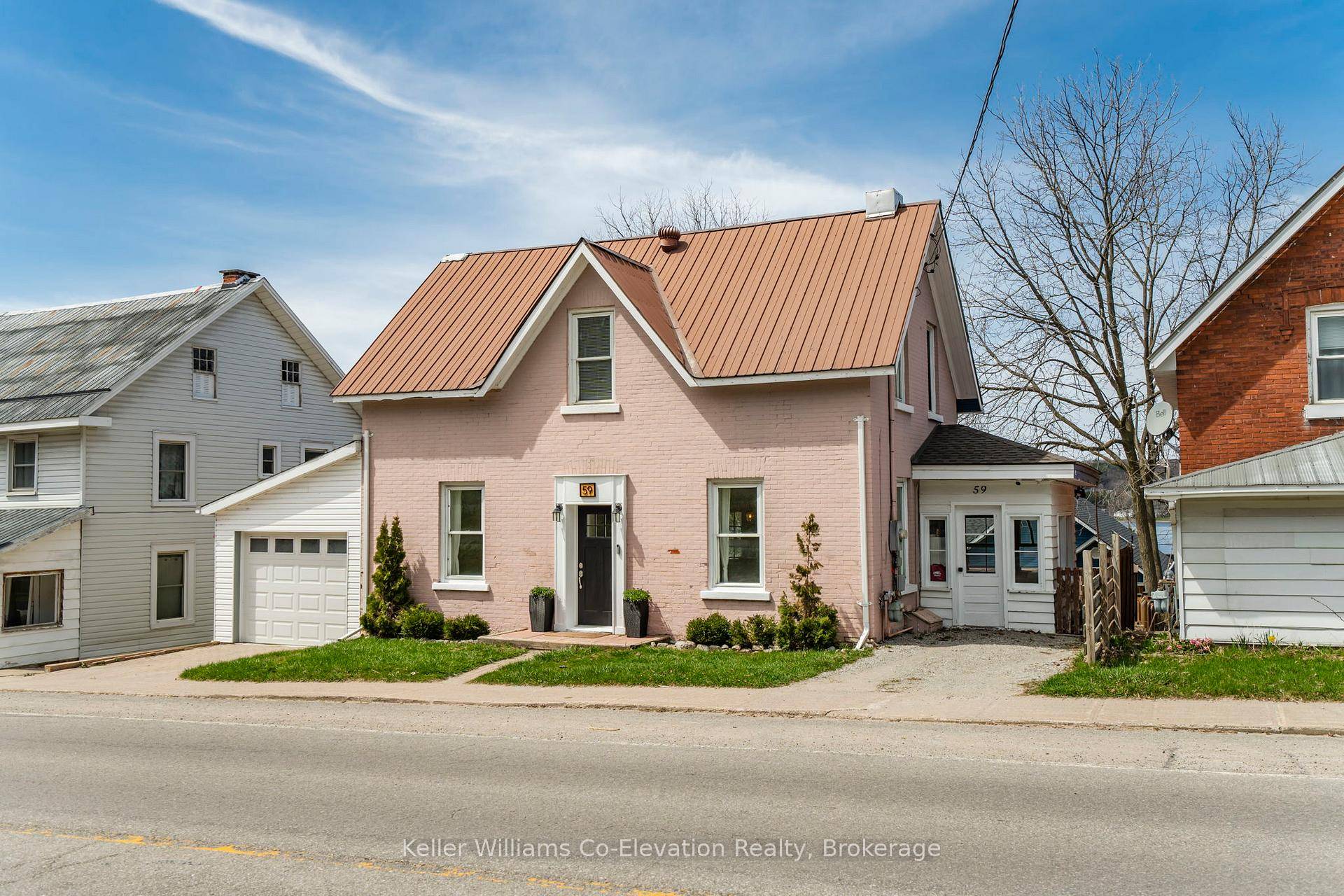 Charming Century Home with Modern Upgrades in the Heart of Penetanguishene !
