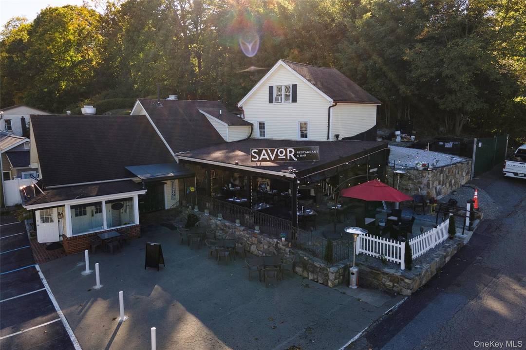 Turn key, recently renovated and fully equipped restaurant in the heart of downtown Mahopac.