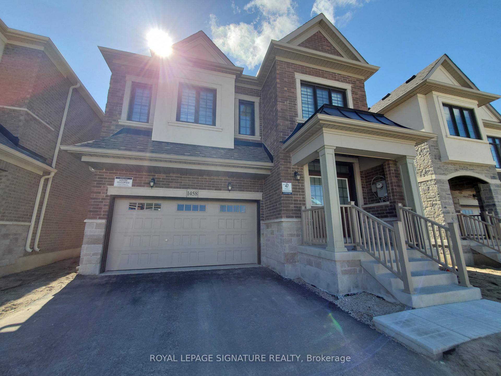 4 Bedroom House For Lease With Executive Style Living In the New Walker Community Of Milton.