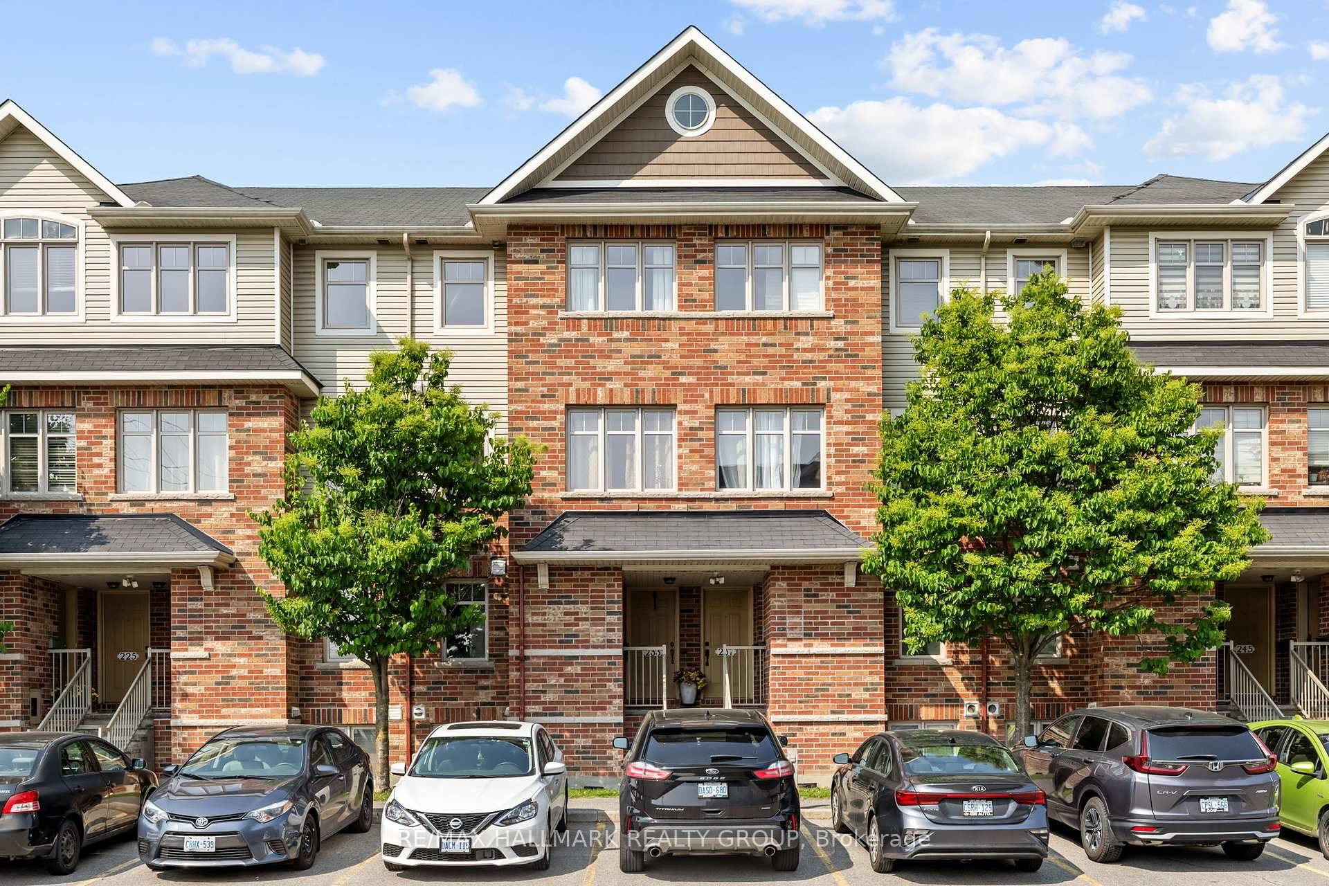 Move in or buy as an investment !