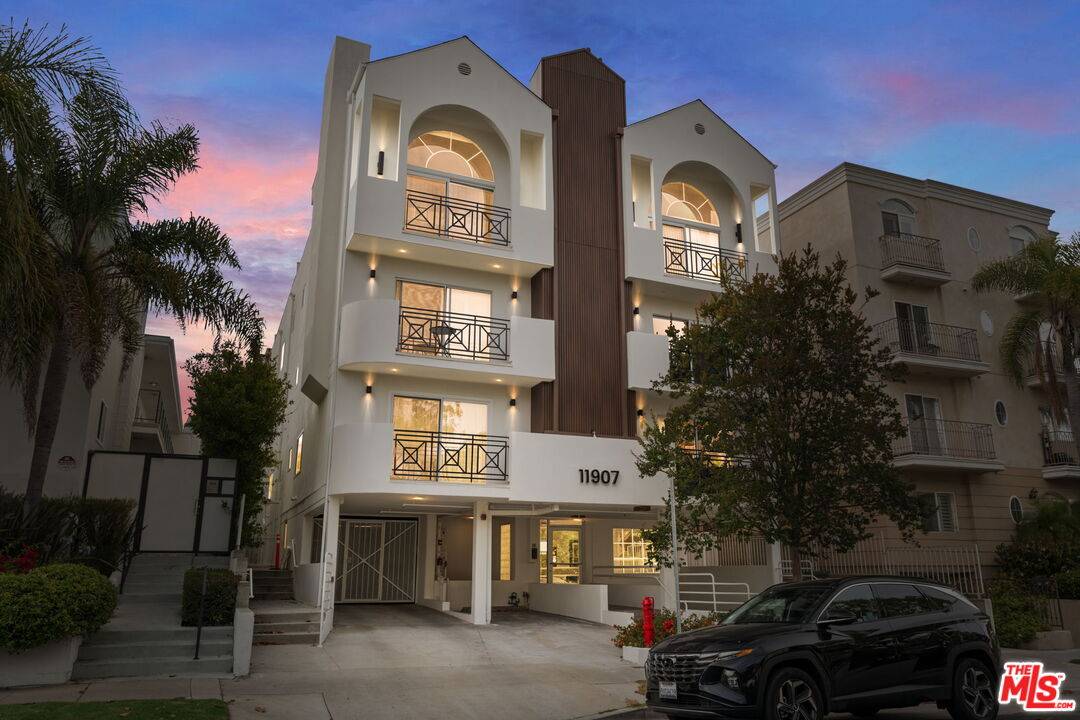 11907 Darlington Ave 2BR Brentwood La