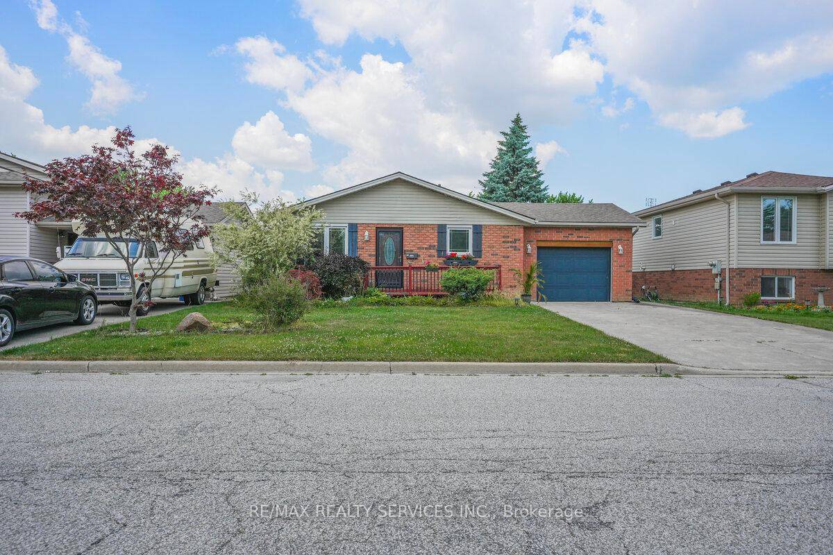 Welcome to this charming move in ready Bungalow home located on a highly sought after street in Tilbury.