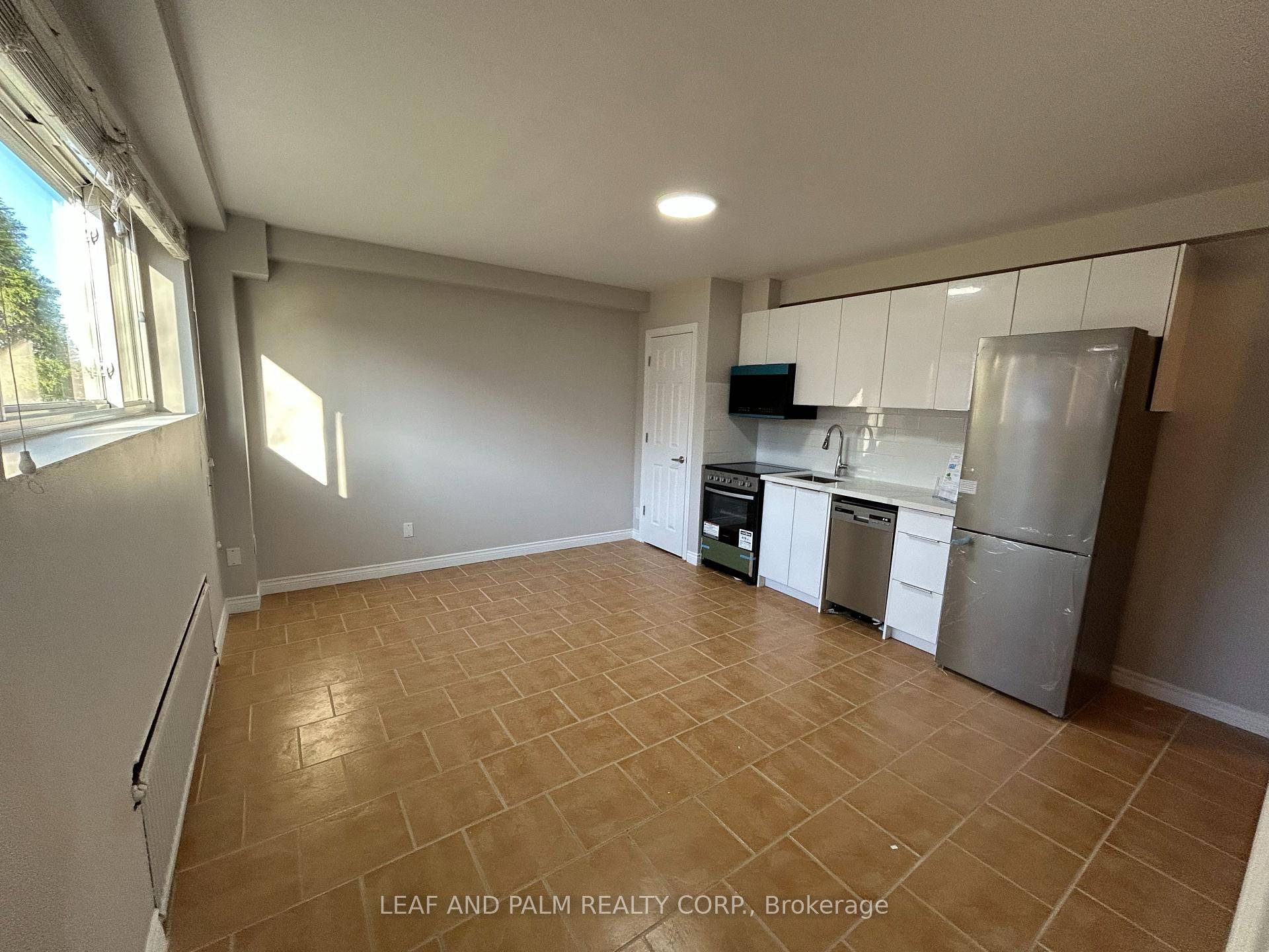 All Utilities Included ! This renovated and bright bachelor unit offers modern living in the heart of Newmarket.