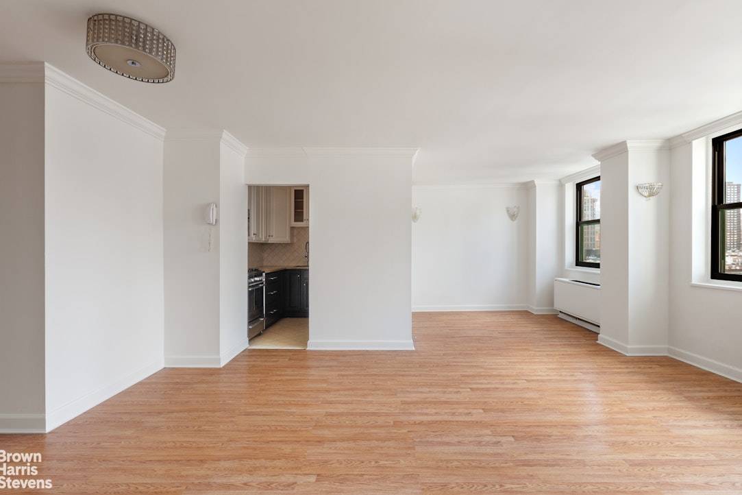 Bright and elegant, this high floor residence at 340 East 93rd Street offers a sophisticated Upper East Side lifestyle with abundant natural light and refined details throughout.