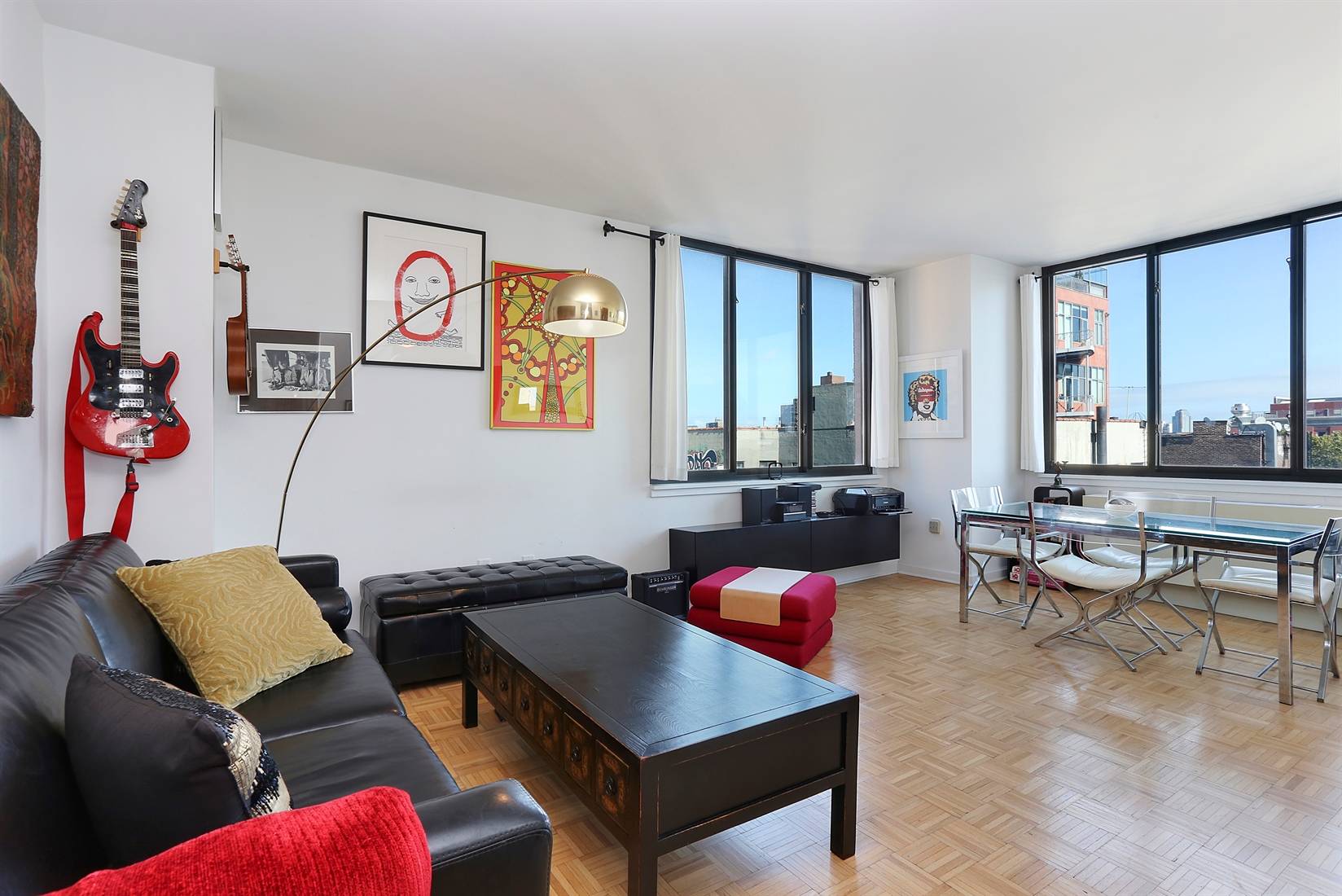 Spectacular, corner one bedroom at Nolita Place Condominium.