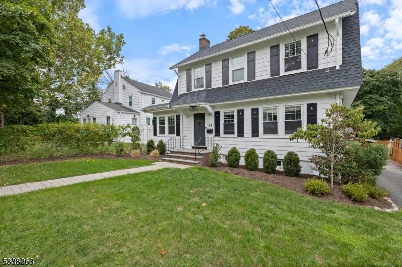 Welcome to this beautiful Colonial ideally located near the stunning Verona Park and town center in sought after Verona, NJ, known for its excellent schools.