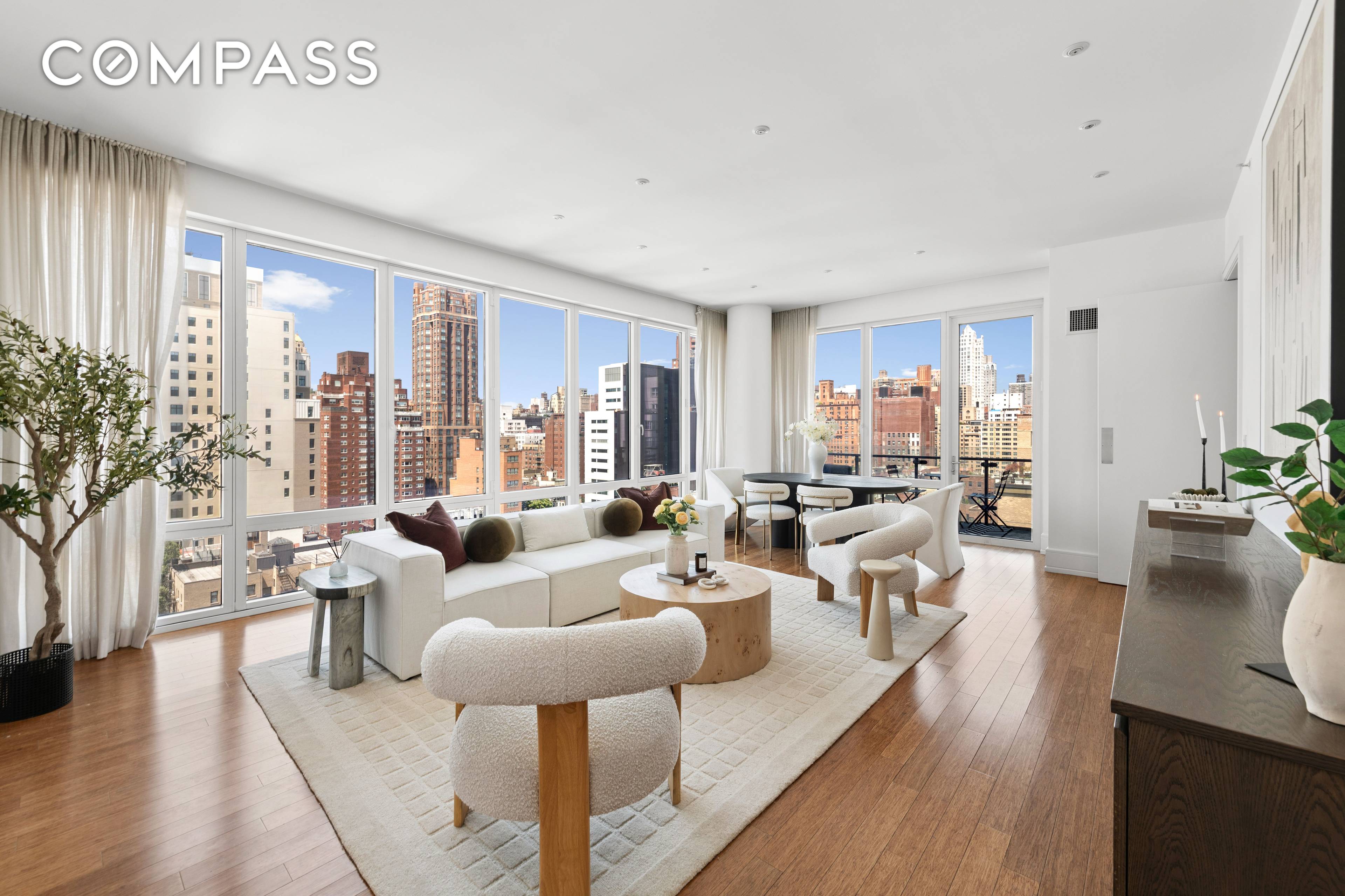 Stunning Corner Condo with Panoramic City Views This sun filled three bedroom corner residence features floor to ceiling windows in every room showcasing beautiful, protected city views.