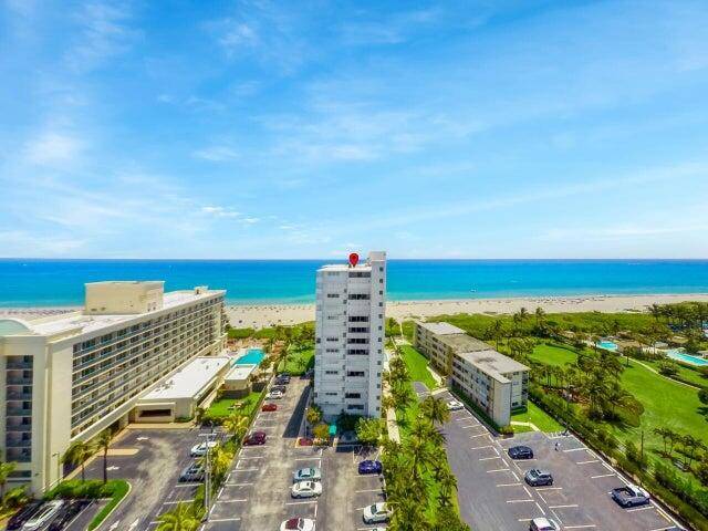 Escape to this spacious 2 bedroom, 2 bath condo on stunning Singer Island !