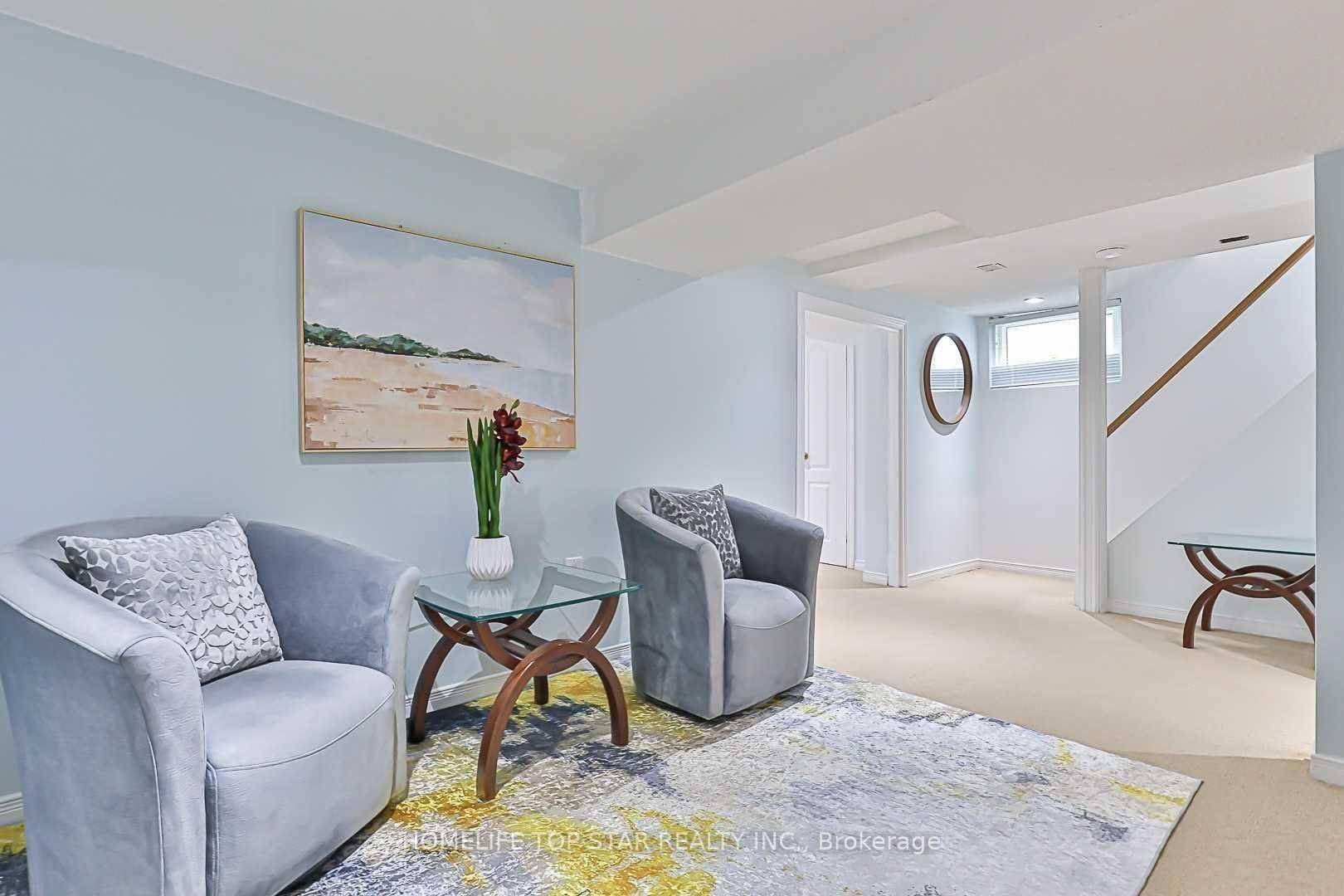 Large 2 Bedroom, I washroom has it all, Kitchen amp ; Large Rooms, ensuit Laundry.