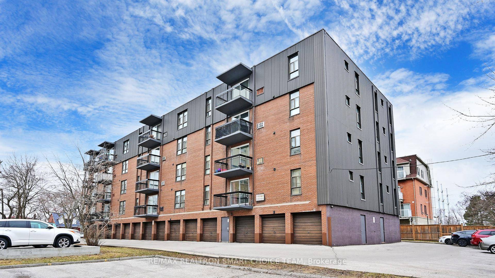 Welcome home ! This is an incredible opportunity for first time buyers or those looking to downsize.
