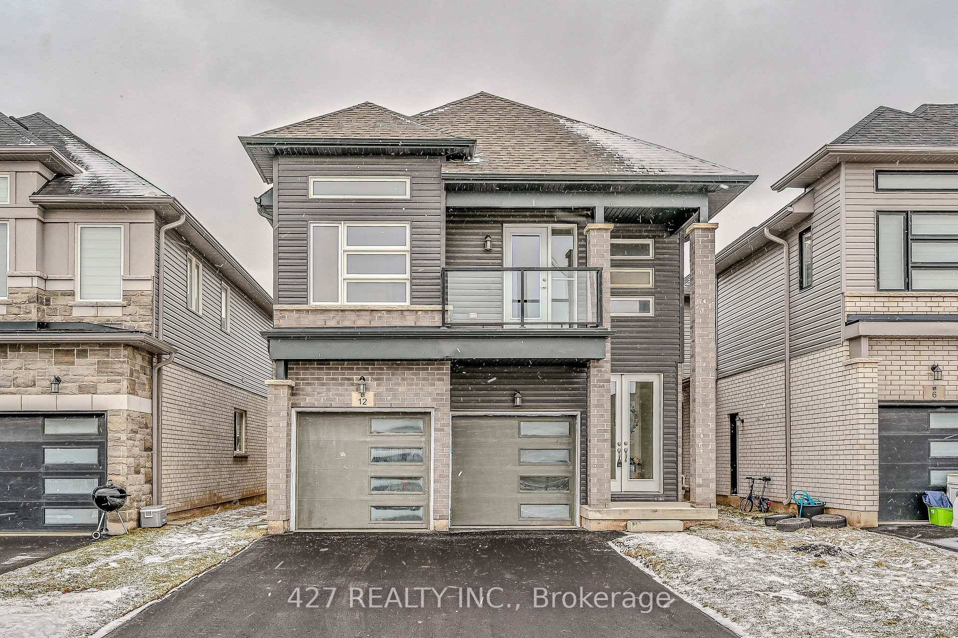 Welcome To 12 Hildred St, This Gorgeous 2 year Brand New 2359 SQ FR Home as per Builder, Double Car Garage Detached House In Welland.